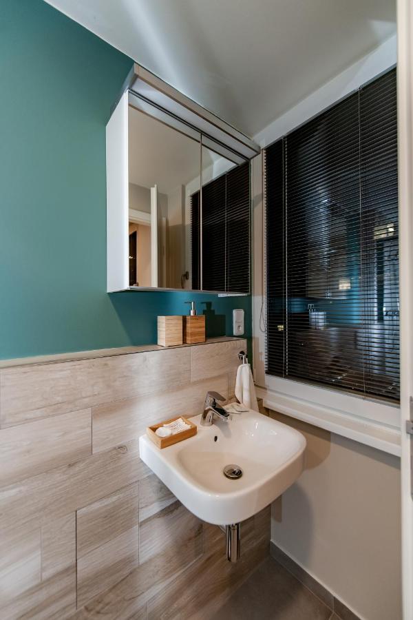 Apartments 4U: Kampus Upstairs Hradec Králové Buitenkant foto